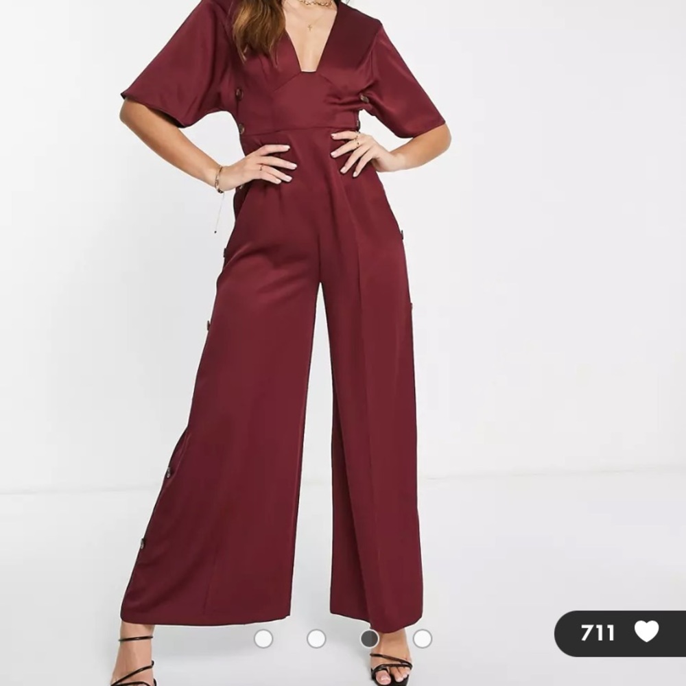 ISO ASOS DESIGN button side batwing jumpsuit in berry - Picture 3 of 3